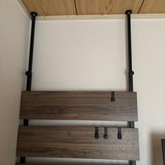 ニトリ突っ張り壁収納の画像