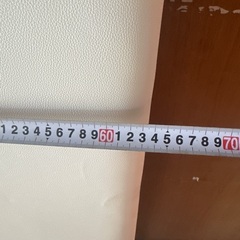 白いマッサージベッド。状態良好。の画像