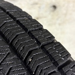 B-15 タイヤ 中古　BRIDGESTONE STUDLESS BLIZZAK VRX2 165/55R15の画像
