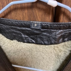 皮　ベスト　アウター　Fサイズの画像