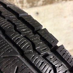 B-16 タイヤ 中古　YOKOHAMA STUDLESS iceGUARD GO75 175/80R16の画像