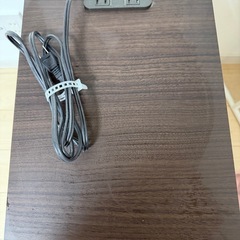ニトリ ベッドサイドテーブルの画像