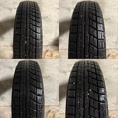 B-17 タイヤ 中古　YOKOHAMA STUDLESS  iceGUARD iG60 145/80R13 23年製の画像