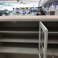 【ドリーム川西店御来店限定】 ☆ジモティー見たよ♪割引☆ニトリ　3枚扉食器棚　ミランダ／クリーニング済み【2125560000028489】の画像