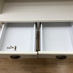 【ドリーム川西店御来店限定】 ☆ジモティー見たよ♪割引☆ニトリ　3枚扉食器棚　ミランダ／クリーニング済み【2125560000028489】の画像