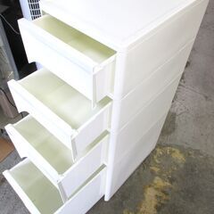 プラスチック棚 4段チェスト キッチン収納 引出し付 デッドスペース収納 プラスチックラック 衣装棚 ホワイト 幅26㎝×奥行40㎝×高さ85.5cm 配達可の画像