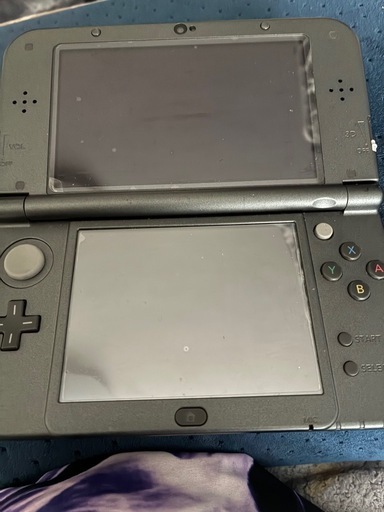 任天堂3DSLL➕ソフト4本、じーもさん専用