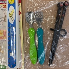 ベビー　キッズ　食事用品　まとめ　中古の画像