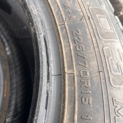 DUNLOP225/70-16 スタッドレス6本セットの画像
