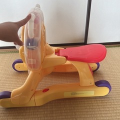 子供 乗って遊ぶおもちゃ
の画像