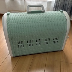 小型犬用キャリーの画像