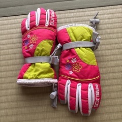 キッズ　スキー　グローブ　１３０　③の画像