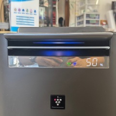 【美品‼️】シャープ 2018年製 23畳用 加湿空気清浄機 プラズマクラスター25000 PM2.5対応 ダークブラウン♪の画像