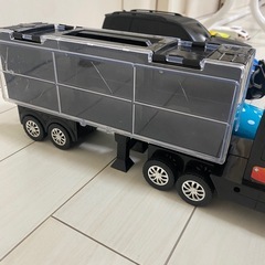 おもちゃ　車　の画像