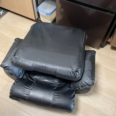 1人用座椅子の画像