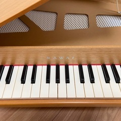 カワイ　ミニグランドピアノ　箱あり　品番1140 ナチュラルの画像