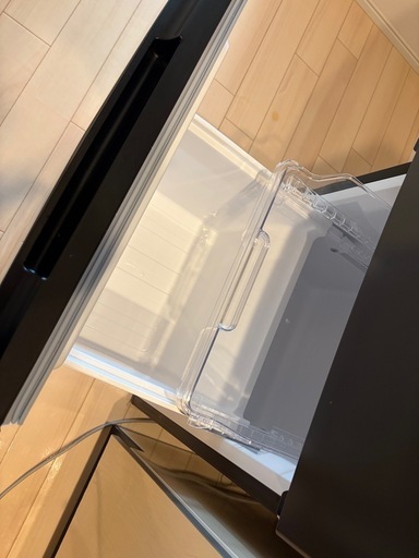 1人暮らし2023年製
シャープ冷蔵庫　152L　