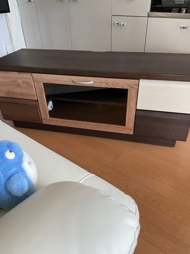 テレビボード