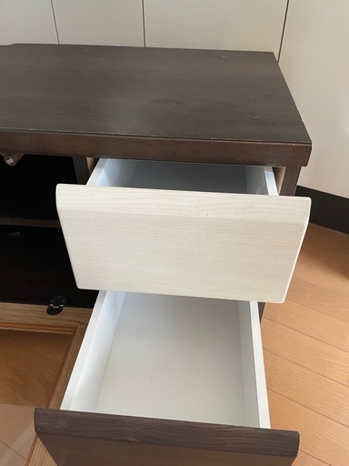 テレビボード