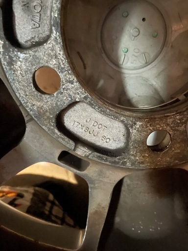 最終値引き　ランクル100　285/70r17 ヨコハマ　ジオランダー　AT ホイール付き