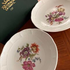 【断捨離出品】　伊Richard Ginoriサックスフラワー　皿2枚組の画像