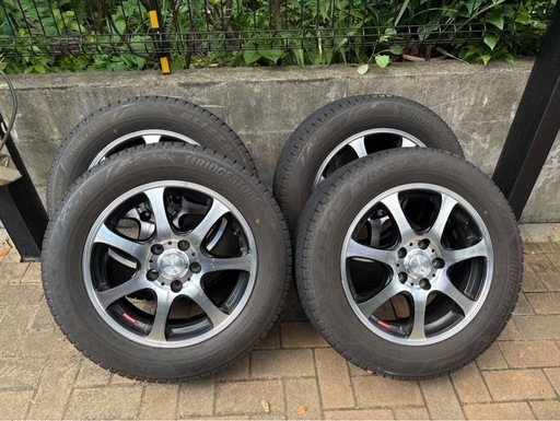 ブリヂストン VRX3 205/60R16 スタッドレス 2023製