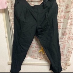 ③スーツ　上下の画像