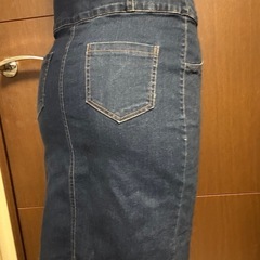 デニムのハイウエストスカートの画像
