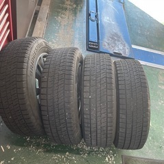１９５／６５Ｒ１６　アルミホイール付き❗️４本SET　トヨタ　ライズ　ダイハツ　ロッキーなどに❗️ の画像