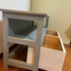 テレビ台の画像