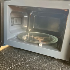 サ2510-150 YAMAZEN 電子レンジ OB-R17TA ブラック 2025年製 中古美品 通電確認済み 保管キズ汚れ有りの画像