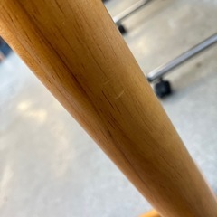 M2510-151 木製 キャスター付き ハンガーラック キズ汚れ有りの画像