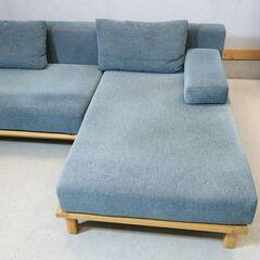 SIEVE(シーヴ)のrect(レクト)ユニットソファ/ カウチセットです。直線的なデザインのローソファは独立したクッションで自由なレイアウト。北欧スタイルやカフェテイストにオススメの3人掛けソファ♪の画像