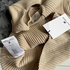 courreges リブ編みニットとっぷトップスの画像