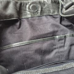 Kenneth Cole New York　レザー　エディターズバッグ（黒）の画像