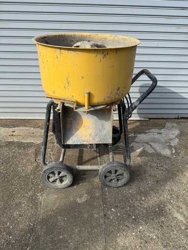 DIYなどに！モルタルミキサー