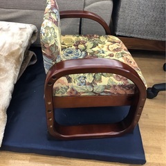 【ドリーム川西店御来店限定】☆ジモティー見たよ♪割引☆  座敷椅子  クリーニング済み 【99560000029938】の画像