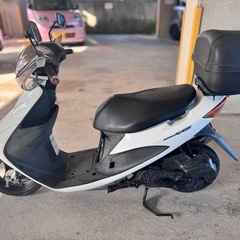 スズキ v50 原付の画像