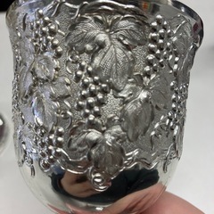 ロ2510-251 ぶどうのワインカップ 金属製 2脚　中古美品の画像