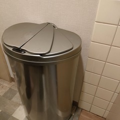 自動ゴミ箱 JOBSONの画像
