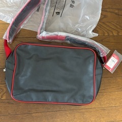新品　未使用　PUMA プーマ　ショルダーバッグ　スポーツバッグの画像