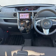 車検Ｒ9年3月まで！　タントカスタム　左側電動スライド　フルセグナビ　タイヤバリ山　の画像