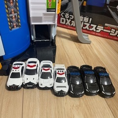 タカラトミー(TAKARA TOMY) トミカワールド ぐるっと変形！ＤＸポリスステーションの画像