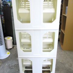 プラスチック棚 3段チェスト ランドリーラック ランドリーボックス ランドリー収納 プラスチックラック 衣装棚 キャスター付 ホワイト 幅44㎝×奥行28㎝×高さ105cm 配達可の画像