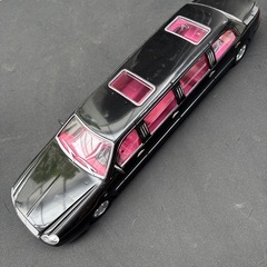 ベンツリムジン　おもちゃの画像