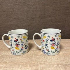 ミッキーマウス・ミニーマウス マグカップセットの画像