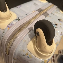 キャリーケース の画像