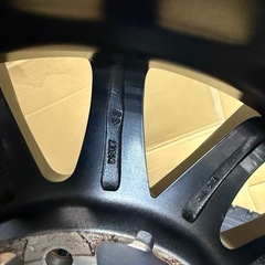 ハイエース　スタッドレス　 195/80R15  ホイール付き　
4本の画像