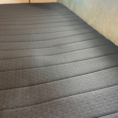 ダブルベッドの画像