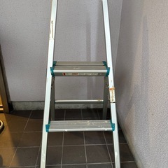 うえ枠付き踏み台の画像